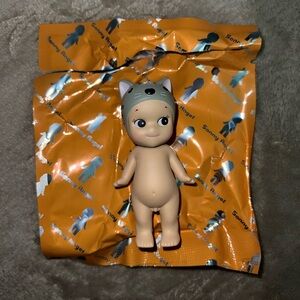 Sonny Angel - Gray Cat